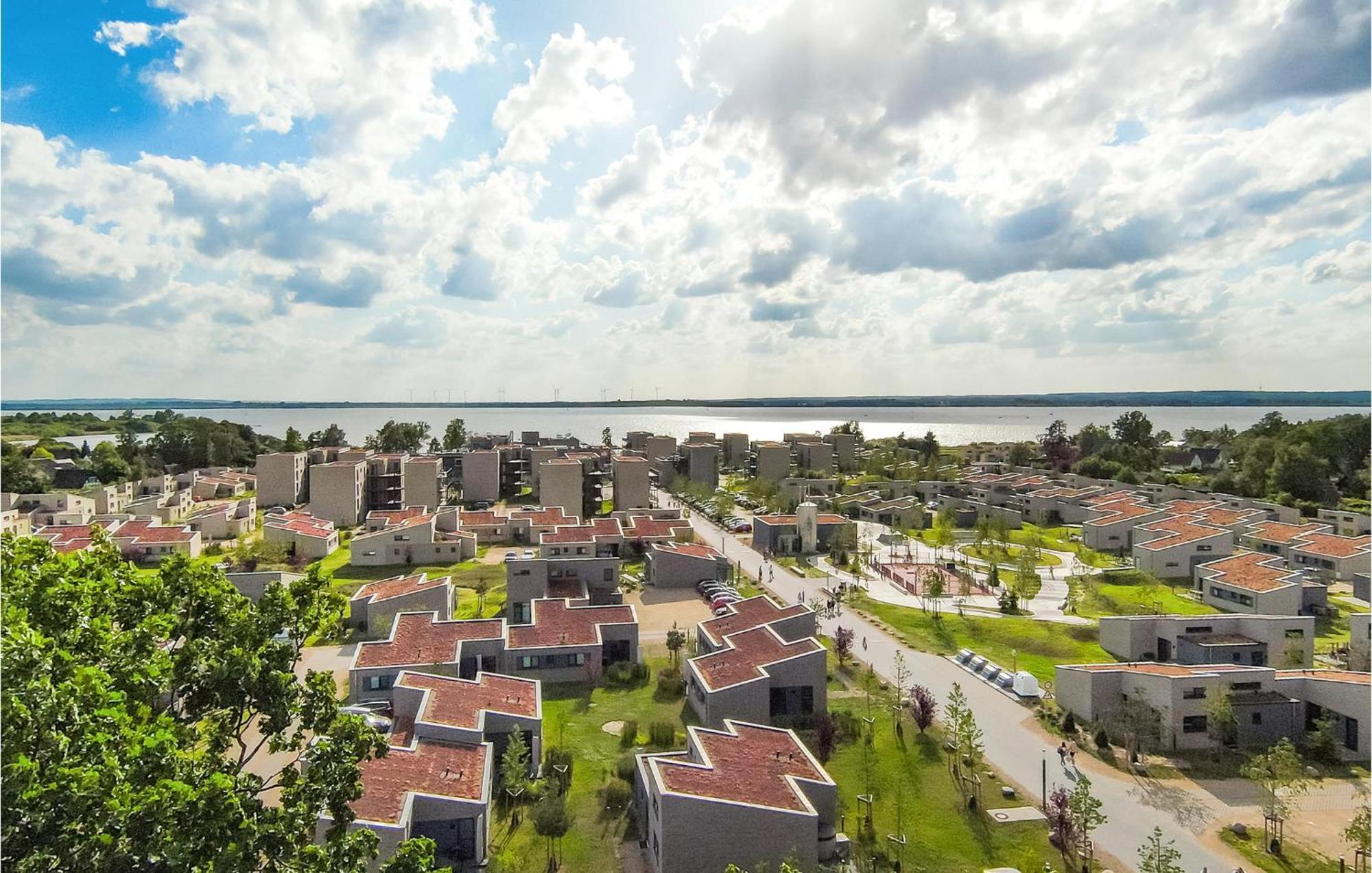 Beach Front Apartment In Lembruch-Duemmer See Esterno foto